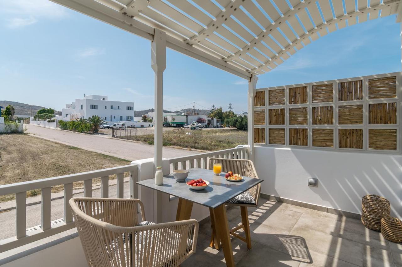 Orama Suites Milos Adamantas  Exterior photo